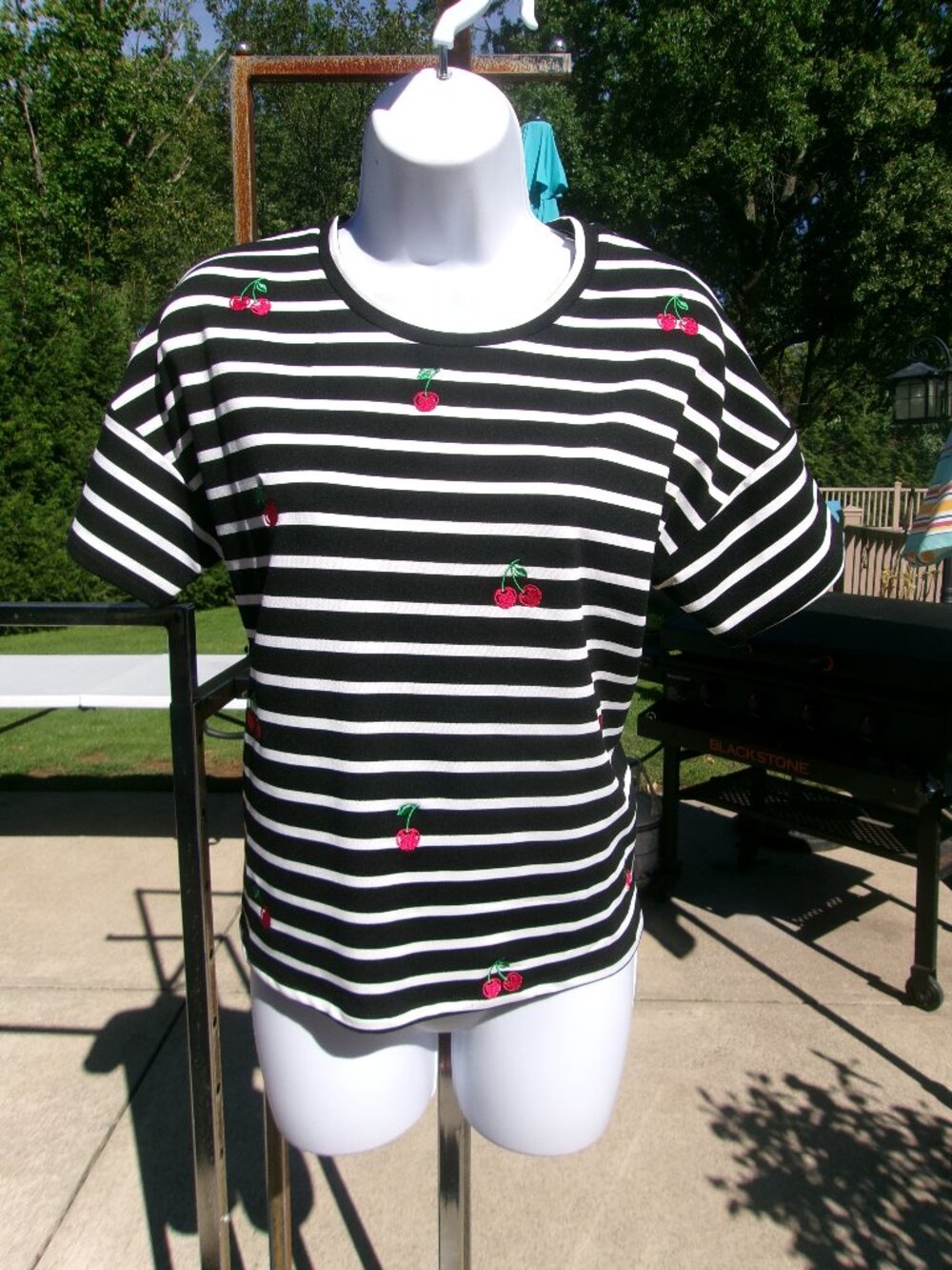 NWT BELLE BY BELIDINI BLACK STRIPED CHERRY PRINT TEE M